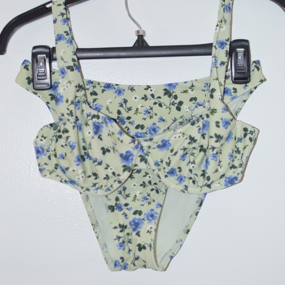 NWOT Abercrombie & Fitch Bikini